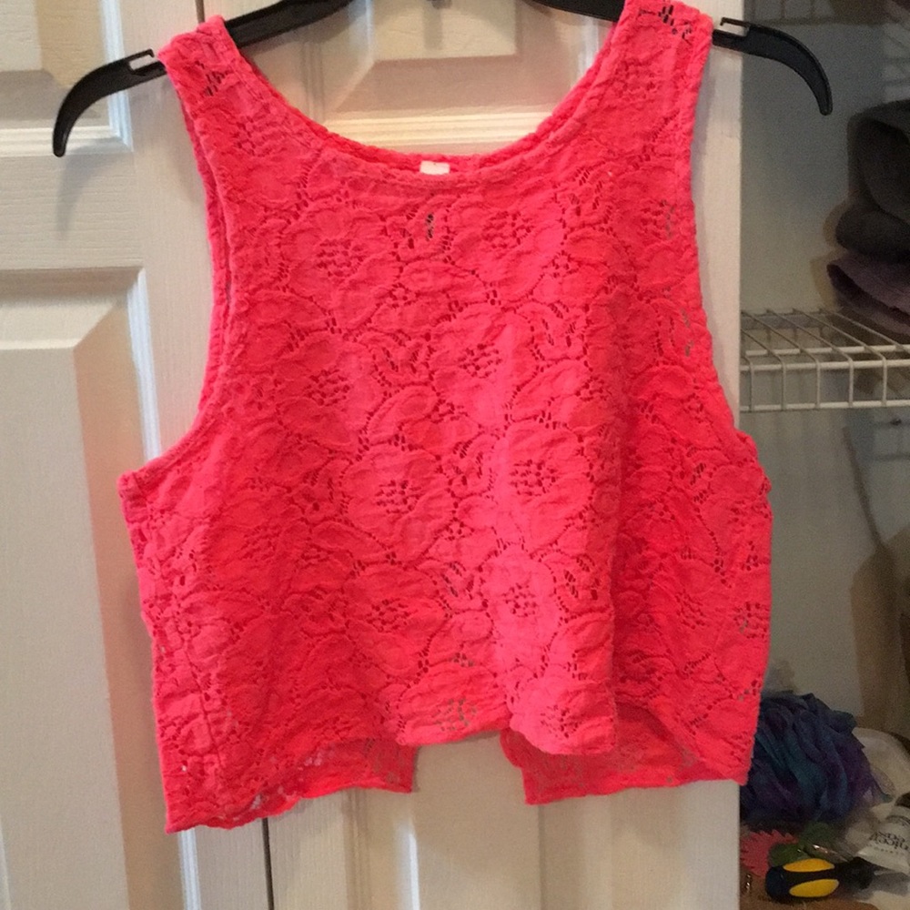 Cropped cut back shirt